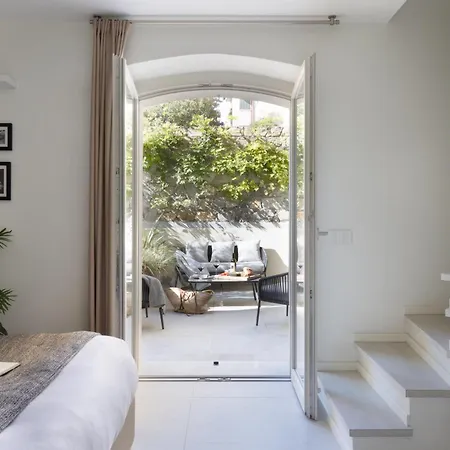 Porto Portofino Coast Апартаменти *