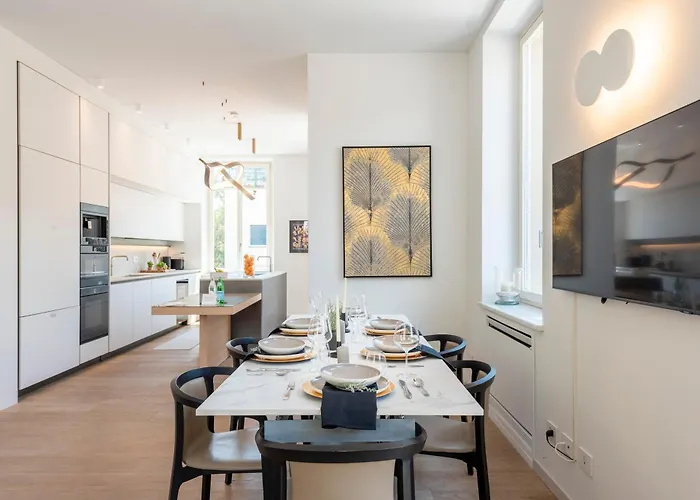 Porto Portofino Coast 公寓 *